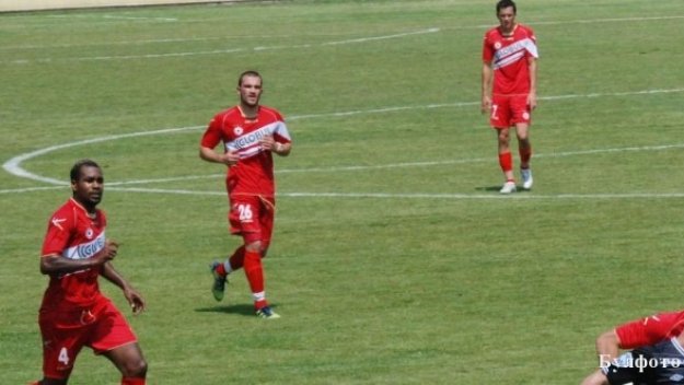 ЦСКА удари турци с гол на Бандата