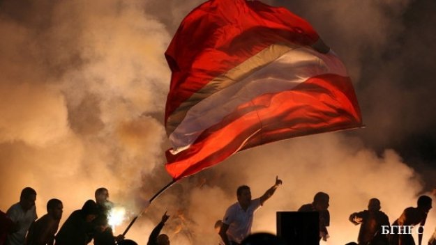 Титаните биха шута на Дучето и Цимбика