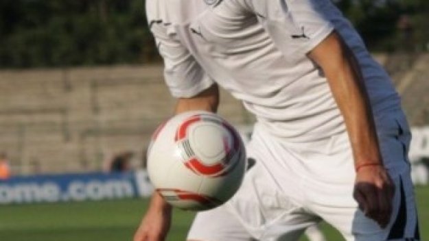 Славия продава Генев в Украйна