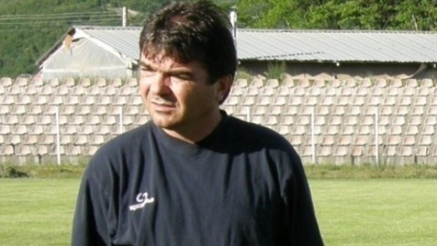 Алекси Желязков се завръща в Амкар