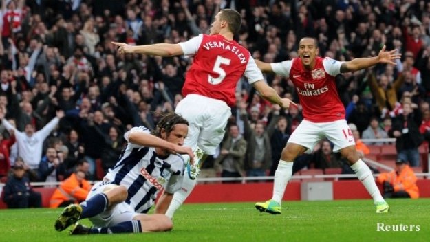 Арсенал с класическа победа срещу Уест Бромич