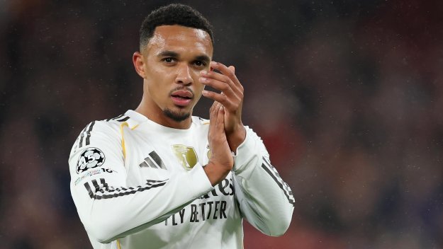 Той избяга от Ливърпул и проблемите му в Реал Мадрид нямат край