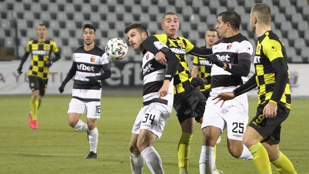 Кметът на Пловдив увери: Ботев и Локо ще получат еднакви средства за стадионите си