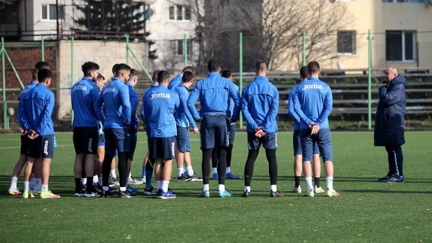 Спорна дузпа в 88-ата минута спаси Левски от загуба срещу Гурник + ВИДЕО