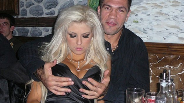 Кобрата: Ще сменя Кличко на световния връх