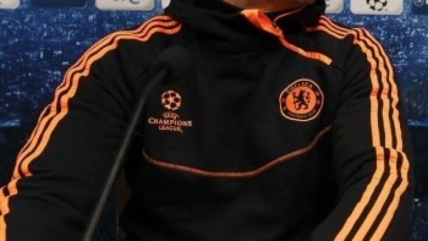 Роберто Ди Матео остава в Челси