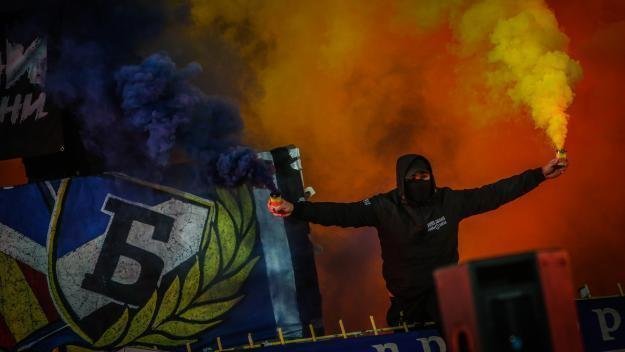 Не е за вярване: Фенове на Левски подкрепиха ЦСКА за дербитата