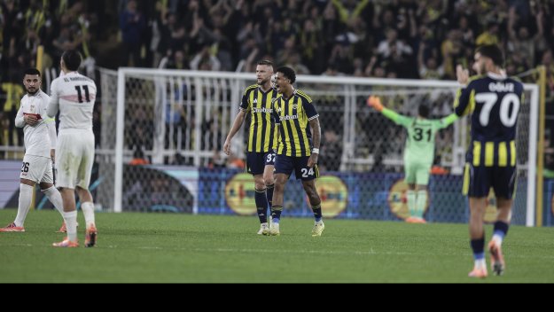 Разследват мач от Лига Европа за подозрителни залози