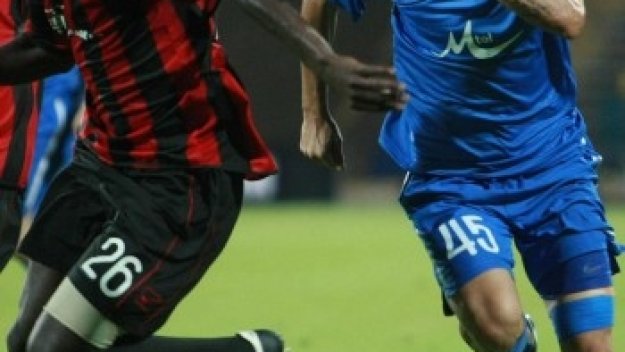 Клубове от 2 страни следят Гаджев