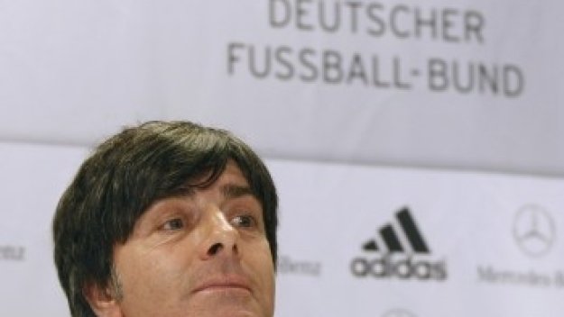 Германия без трима срещу Австрия