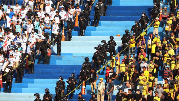 Арести в Салвадор след ужасяващия инцидент