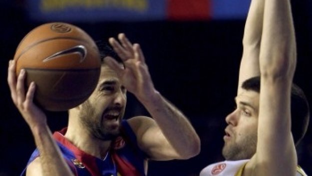Барса разби мечтата на Реал в Евролигата