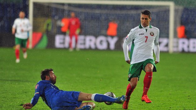 Бивш национал се разбра със Славия, може да дебютира още утре