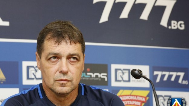 Хубчев: Някои футболисти изиграха най-силният си мач