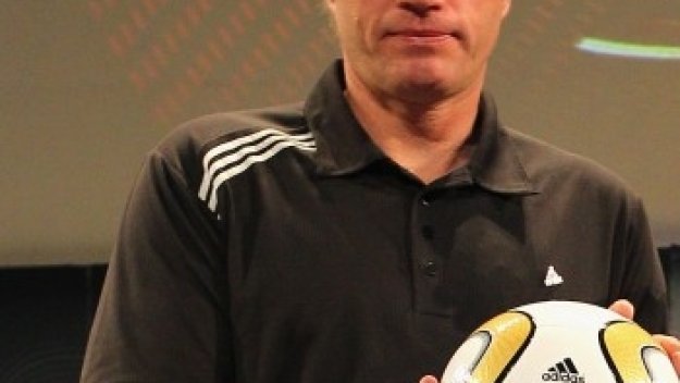 Оливер Кан основа фондация