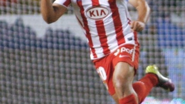 Без глоба за Серхио Агуеро