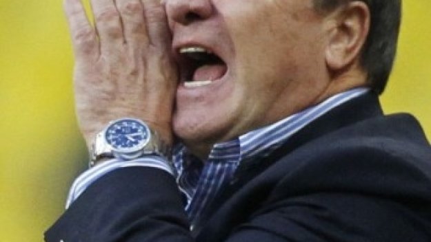 Дик Адвокаат: Ако не класирам Русия на европейското, си тръгвам