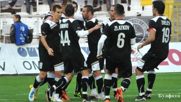 Славия отпраши на лагер в Сандански