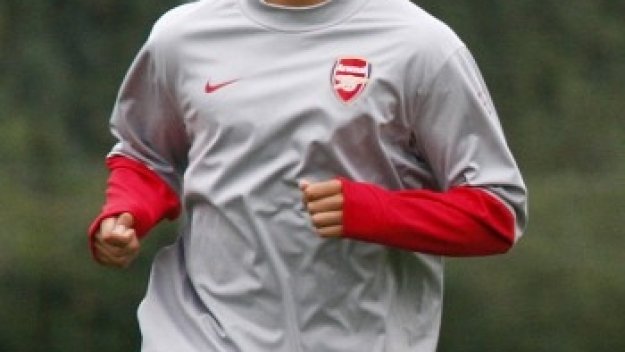 Нов удар за Арсенал - Киерън Гибс аут за още месец