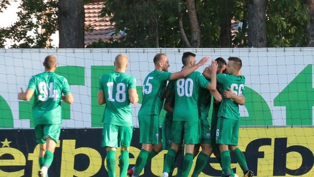 Витоша попари неприятно добрата стара Славия