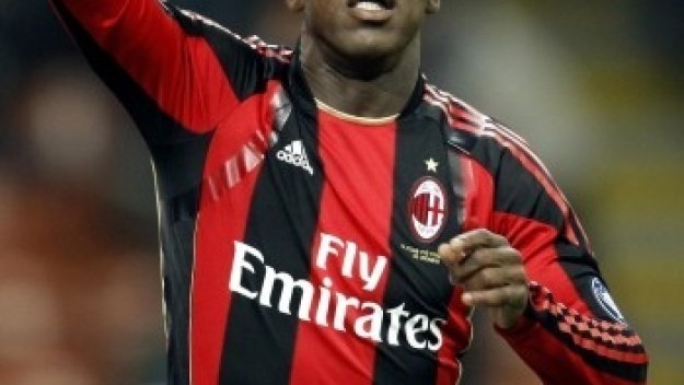 Кларънс Зеедорф официално премина в Ботафого