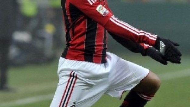 Дълбока резерва спаси три дузпи на Робиньо + ВИДЕО