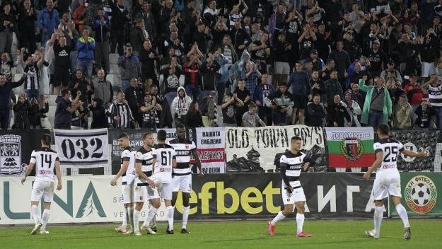 Локо Пловдив договори бивш халф на Черно море