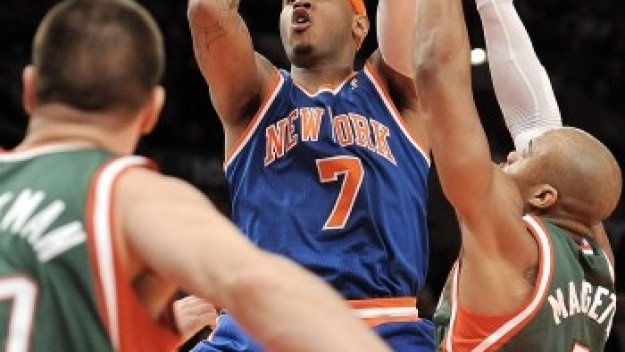 Антъни дебютира с 27 точки за Никс