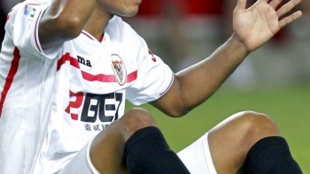 Мансано праща Фабиано на пейката