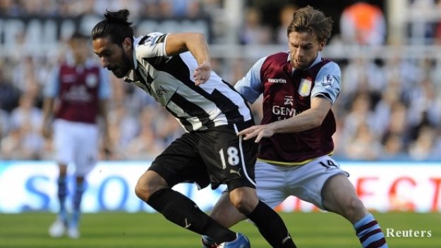 Астън Вила препъна Нюкасъл