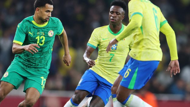 Световен шампион съсипа Винисиус: Не става за капитан