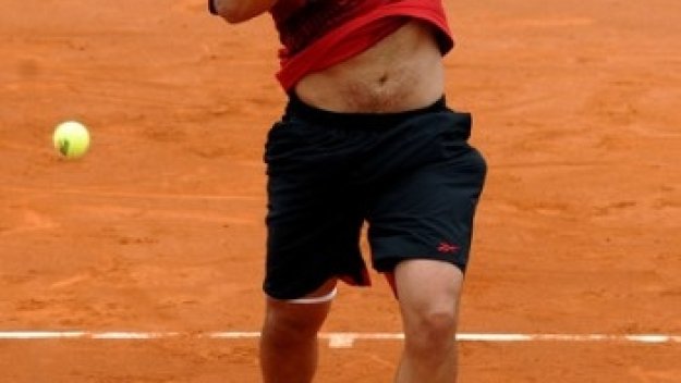 Алмагро и Симон ще спорят за титлата в Хамбург