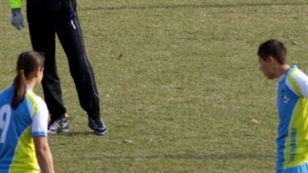 Футболистки засрамиха Таско Тасков