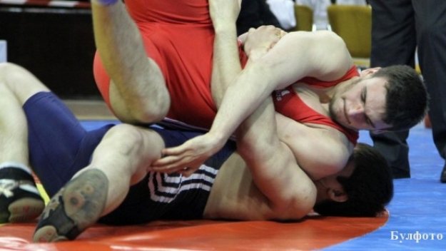 За първи път: Бразилци ще се борят на &quot;Дан Колов&quot; и &quot;Никола Петров&quot;