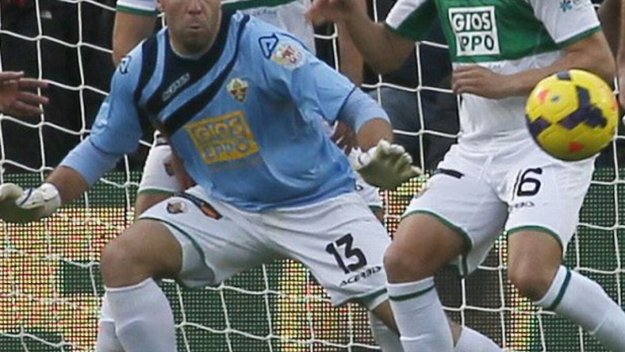 Реал Сосиедад смачка новия отбор на Гари Родригес