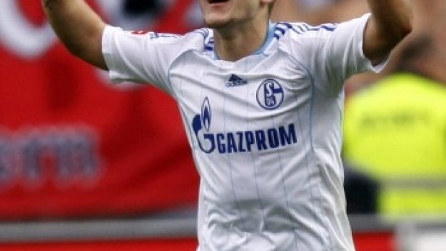 Ливърпул иска млади звезди на Шалке