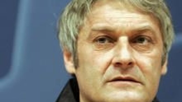 Армин Вее фаворит за Волфсбург