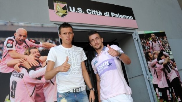 Палермо удължи договорите на Иличич и Бачинович