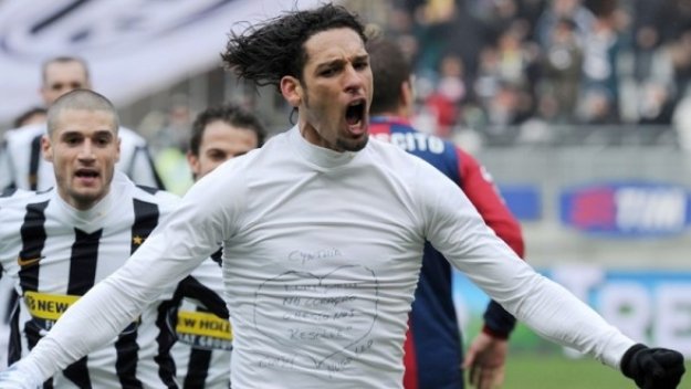 Парма наддава за Амаури