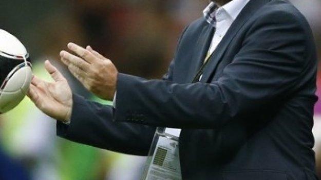 Селекционерът на Чехия се закани: Ще бием България