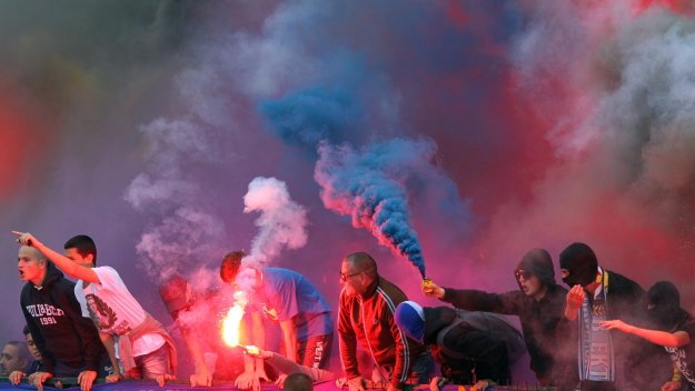 Фенове на Левски блокираха столичен булевард