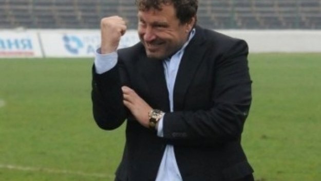 Вили Вуцов отряза Ботев Пловдив