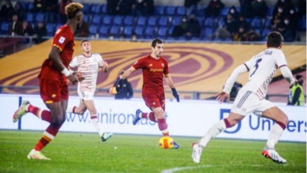 Жозе Моуриньо си отдъхна, Рома се добра до измъчено 1:0 срещу Каляри