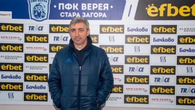 Скандално: Доскорошен треньор в България изхвърча от футбола за черно тото