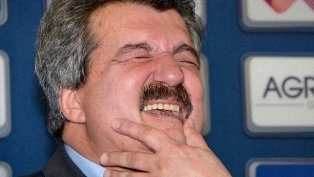 Смях: Най-крилатите лафове на Тодор Батков