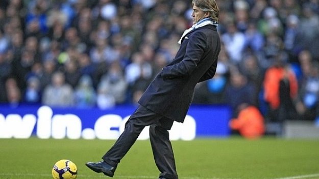 Манчини: Тевес може и да напусне, но той не е най-важният