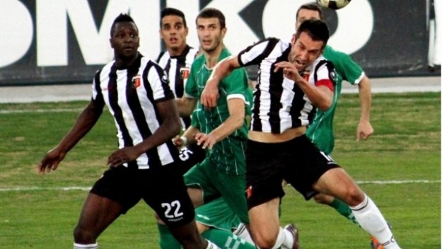 Локо на Коко се забърка с "черно тото" в Испания