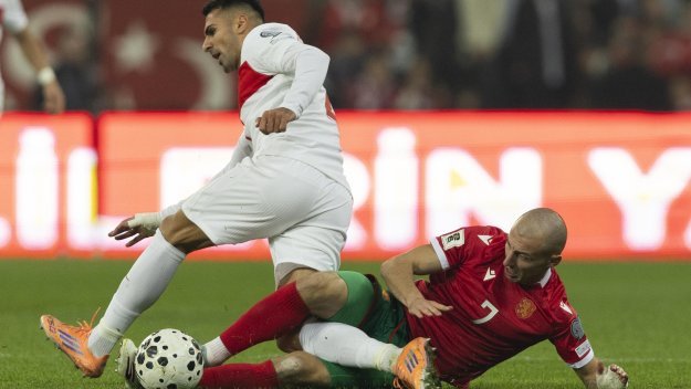 Стана ясно защо България само пада и не може да вкара в правилната врата