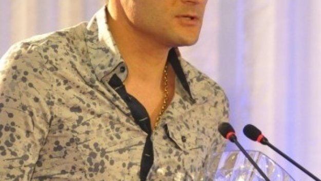 Национал преподписа с Черноморец