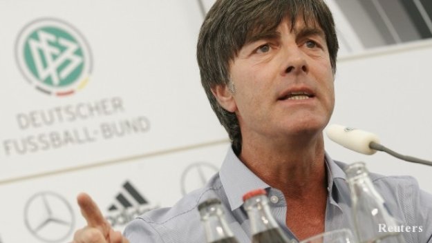 Льов: Критиката ме уморява